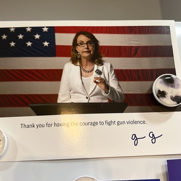 Bear T Shirt - Picture 4 of 7